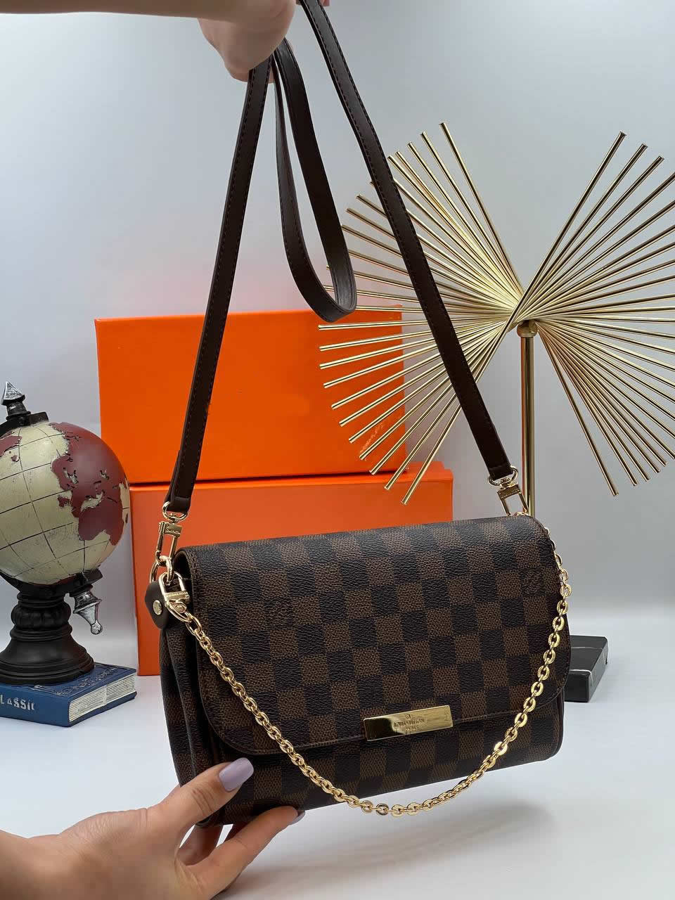 LV FAVORİTE MONEGRAM BAGS