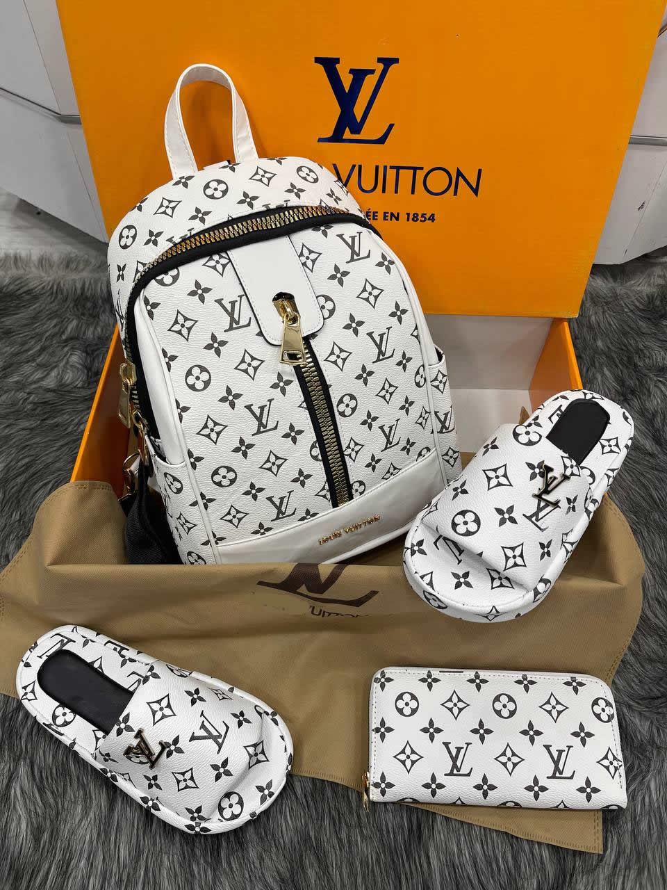 LV white slipper combination set