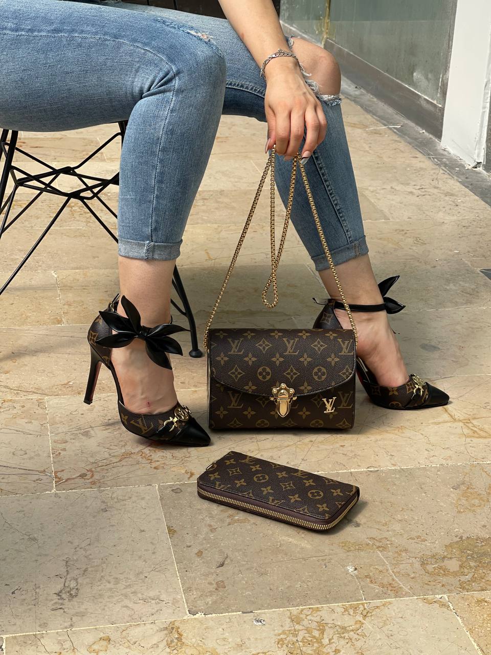 LV pointed heel patterned shoelace bag set