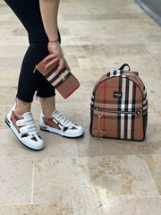 Burbary top slit sneaker bag set