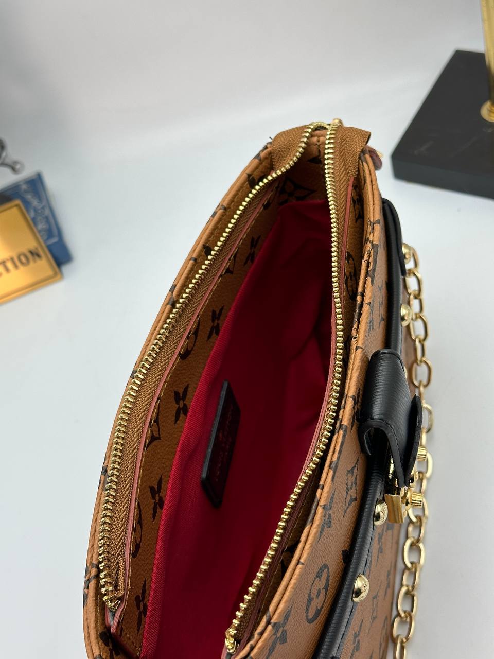 LV POCHETTE TROCA BAG