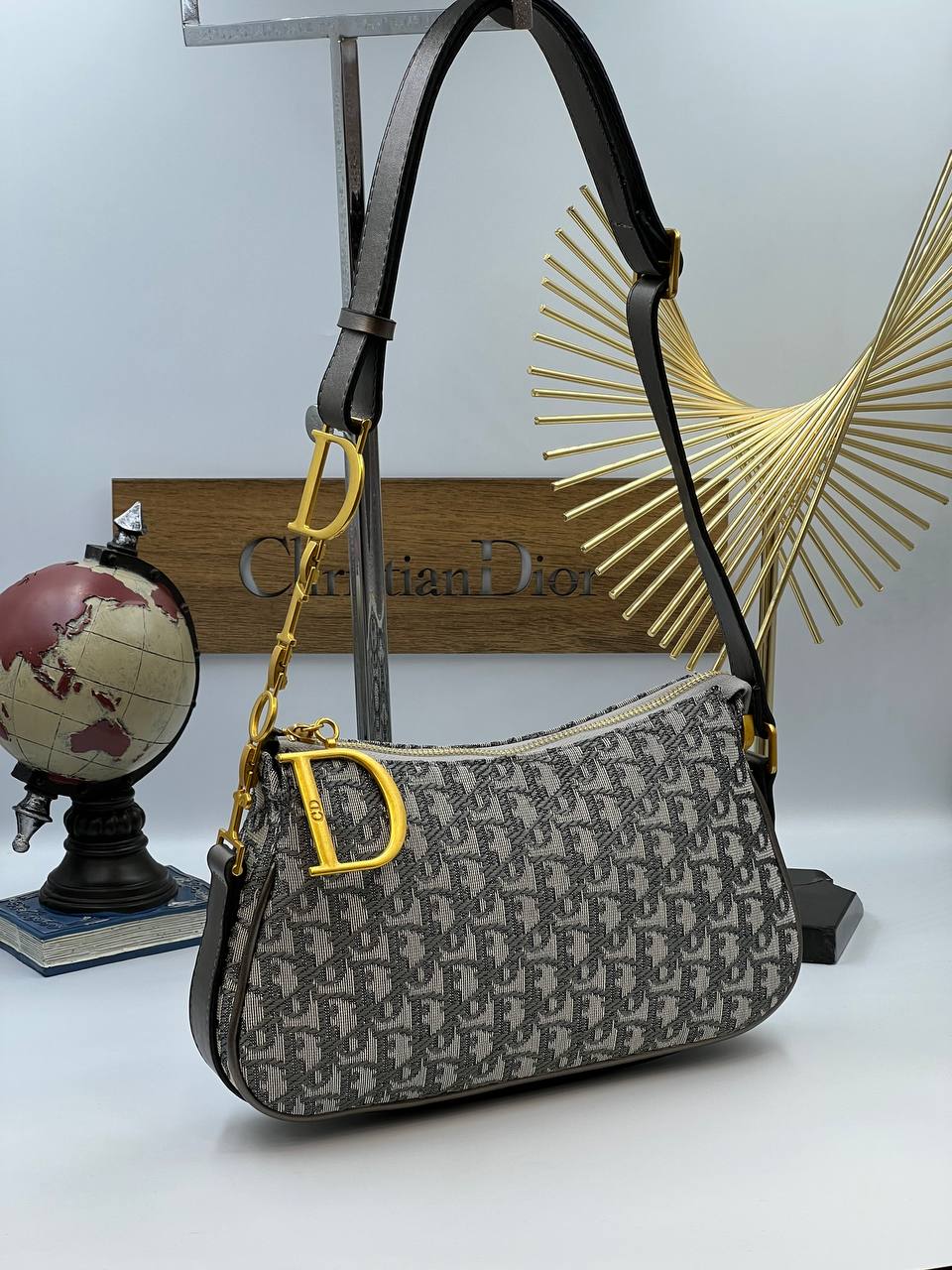 CHRISTIAN D VINTAGE SAC 2022 MONOGRAM BAG 2