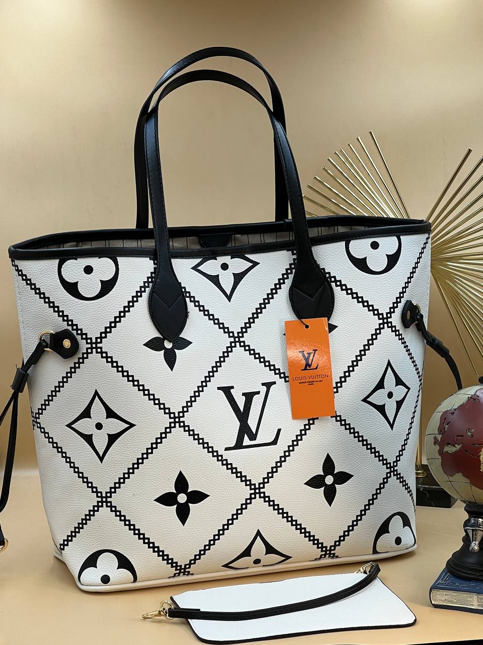 LV NEVERFULL BROUDED BAGS 2