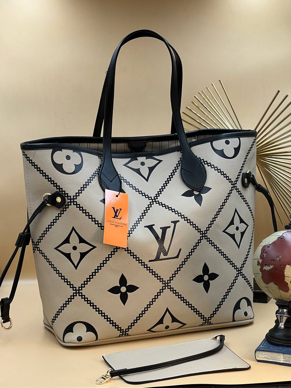 LV NEVERFULL BROUDED BAGS 2