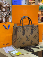 LV ONTHEGO HANDBAG