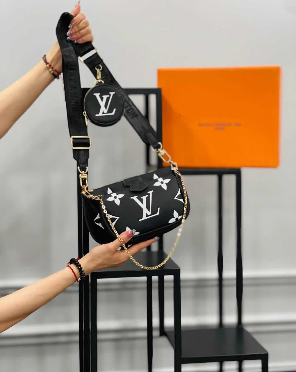 LV MULTİ POCHETTE BİCOLOR