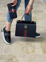 Sneaker bag set with GG written on the band